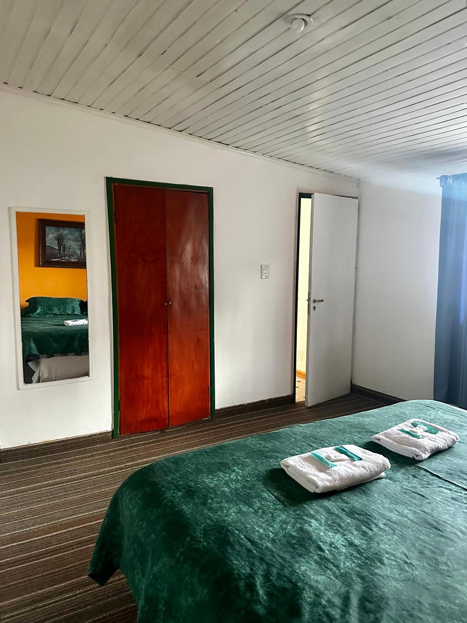 Hotel Amancay, Hostal Patagonico à El Calafate Extérieur photo
